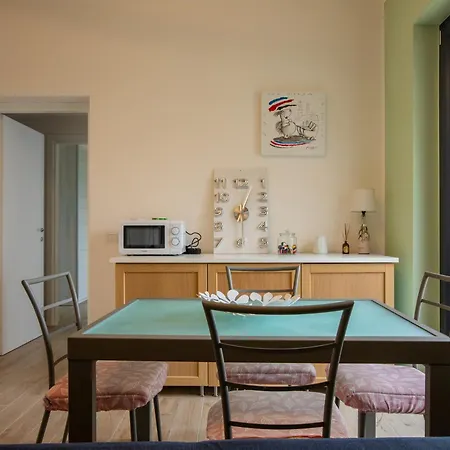 Lejlighed Centro - Moderno Con Parcheggio Privato
