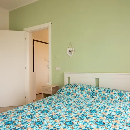 Apartment Santa Petronilla - Per Gruppi Con Parcheggio Siena