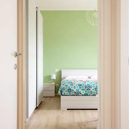 Centro - Moderno Con Parcheggio Privato Lejlighed