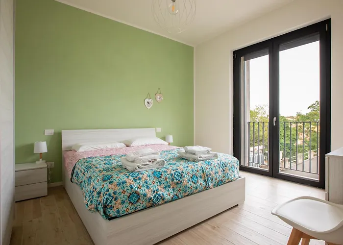 Santa Petronilla - Per Gruppi Con Parcheggio Siena