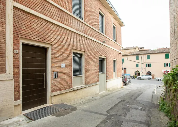 Santa Petronilla - Per Gruppi Con Parcheggio Appartamento *